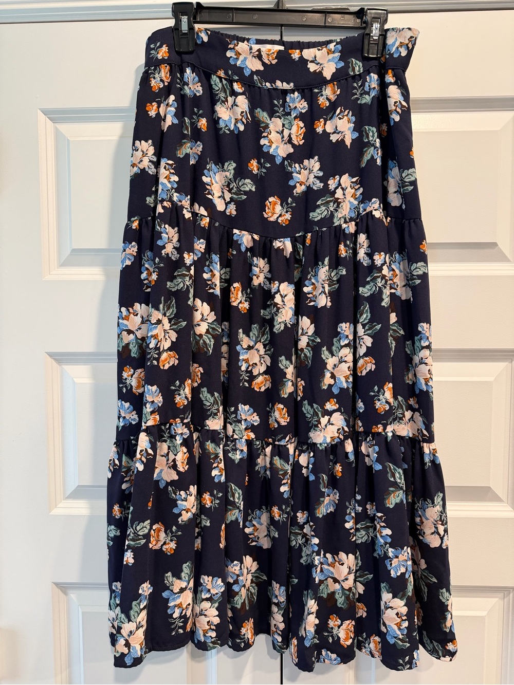 XL Lauren Conrad Navy Floral Tiered Midi Skirt